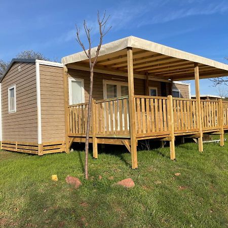 Bungalow Les Ruffes Du Salagou Clermont-lʼHérault Екстериор снимка